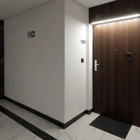 Arb Living Nowy Jork * 슈체친